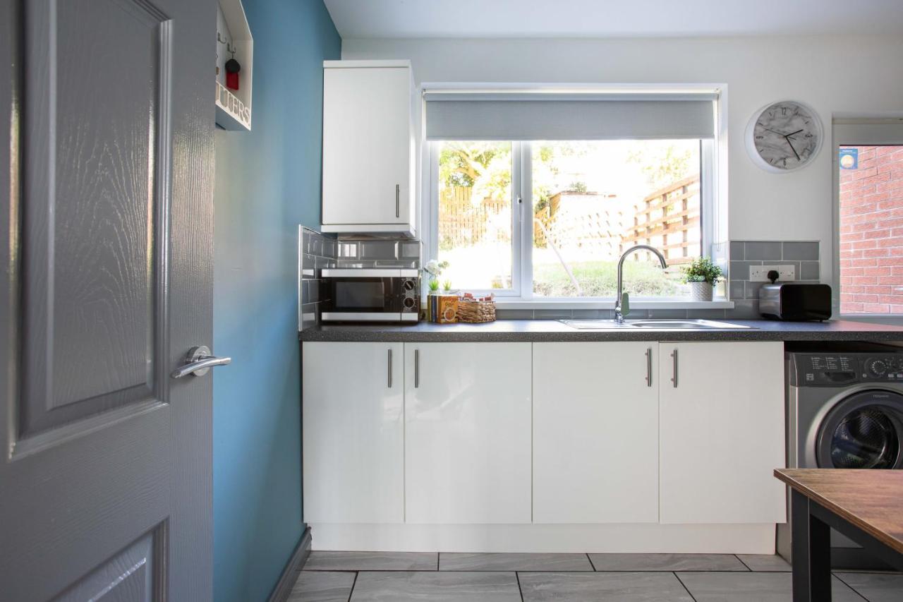 Fully Refurbished North Belfast Home Εξωτερικό φωτογραφία