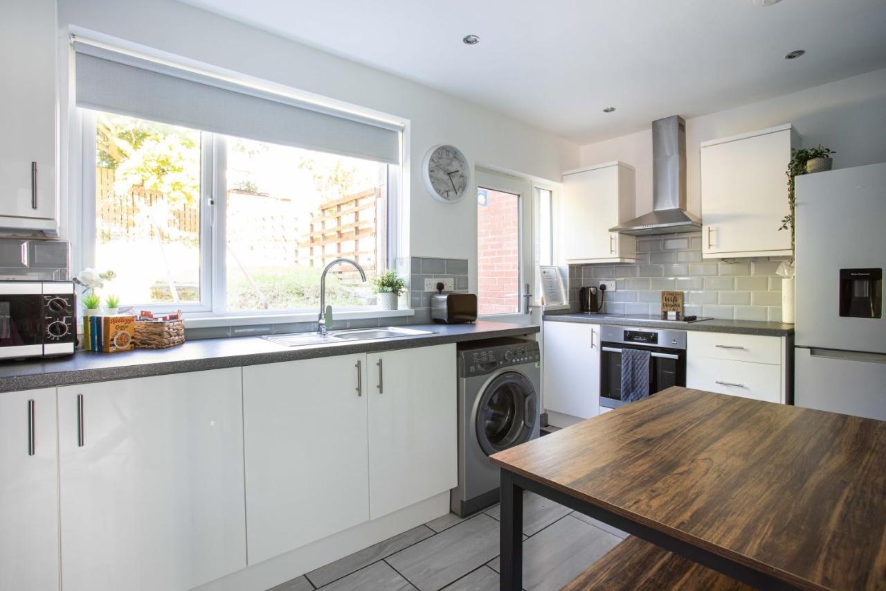 Fully Refurbished North Belfast Home Εξωτερικό φωτογραφία